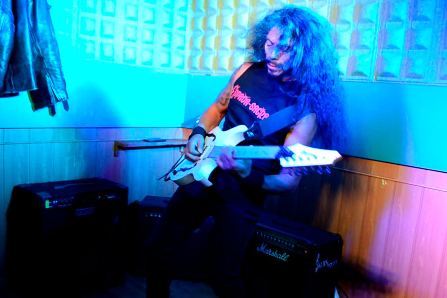 Gio guitar